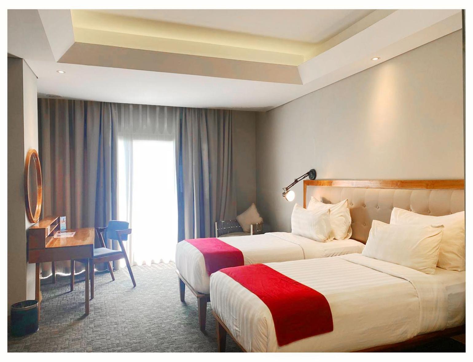 Famvida Hotel Lubuklinggau Zewnętrze zdjęcie