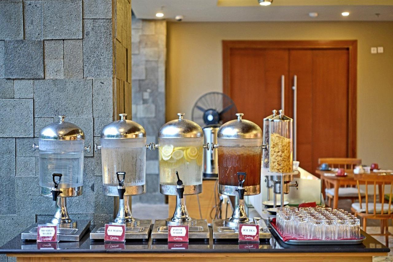 Famvida Hotel Lubuklinggau Zewnętrze zdjęcie