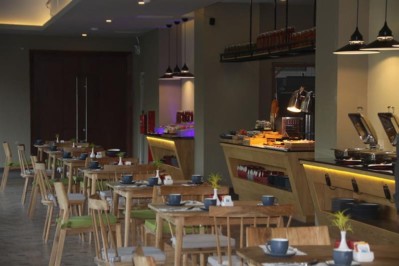 Famvida Hotel Lubuklinggau Zewnętrze zdjęcie